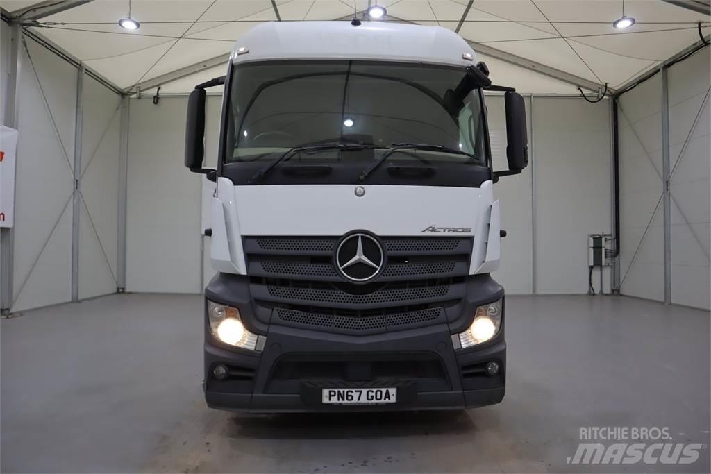 Mercedes-Benz ACTROS 1846 Sadulveokid