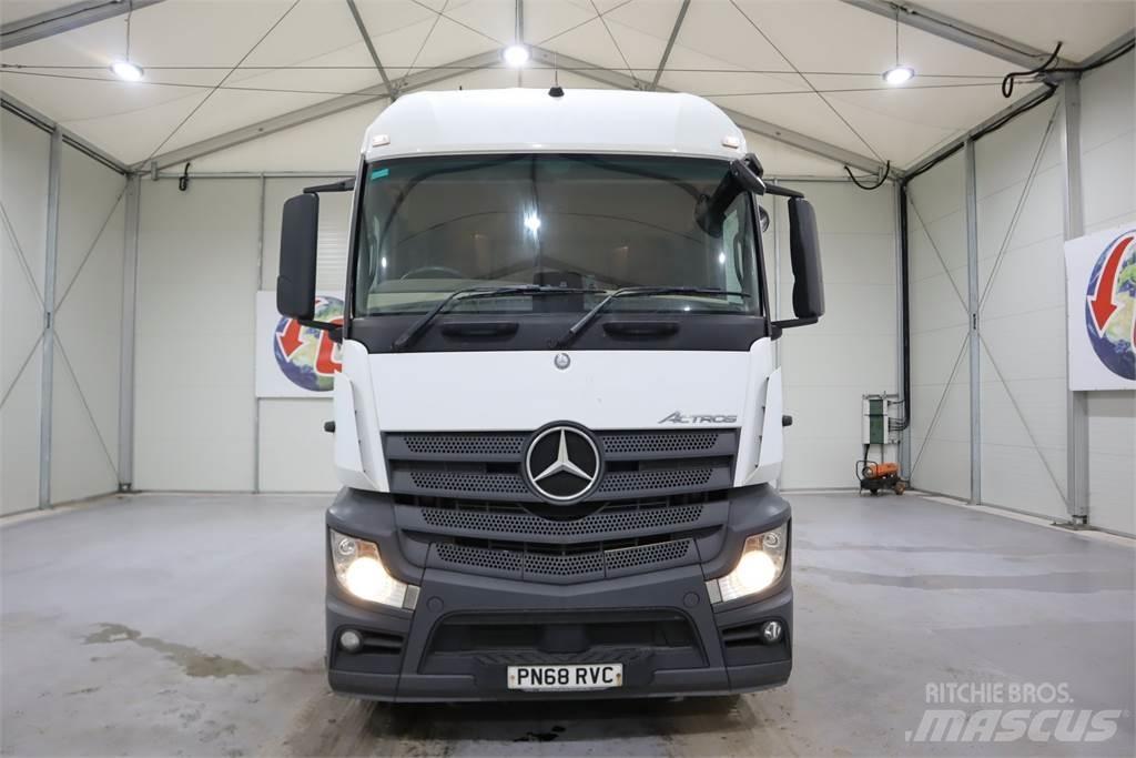 Mercedes-Benz ACTROS 1846 Sadulveokid