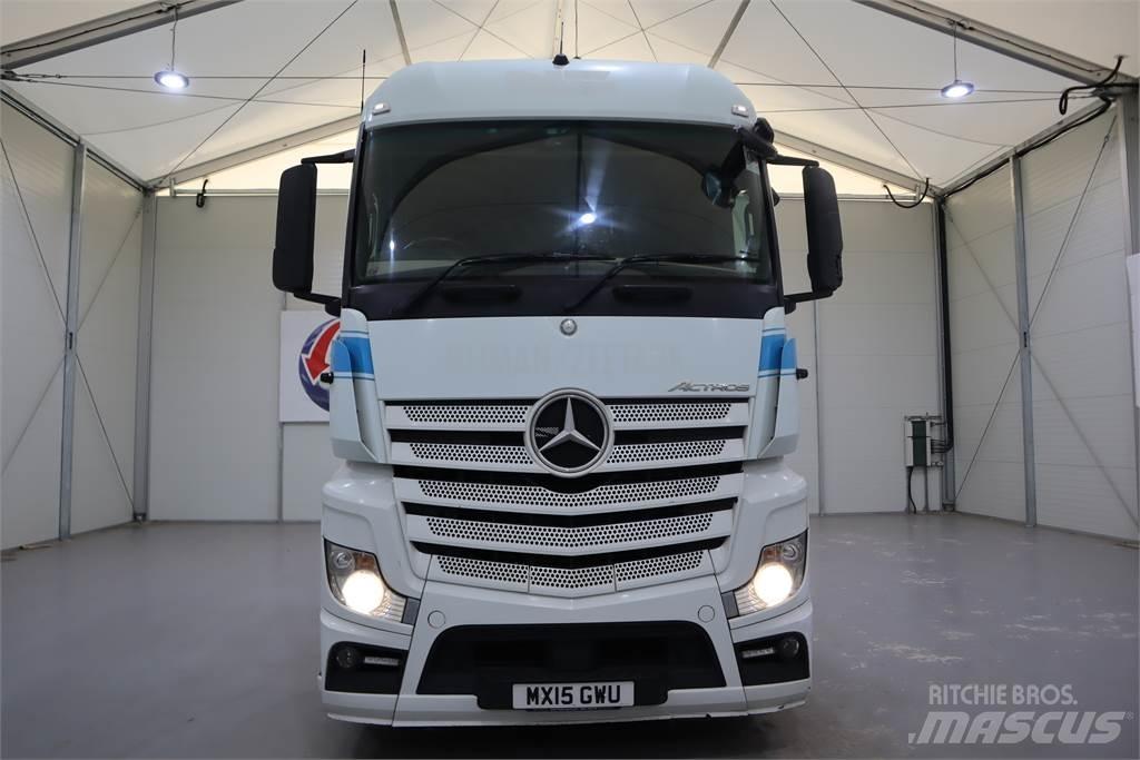 Mercedes-Benz ACTROS 2345 Sadulveokid
