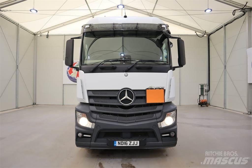 Mercedes-Benz Actros 2443 Sadulveokid