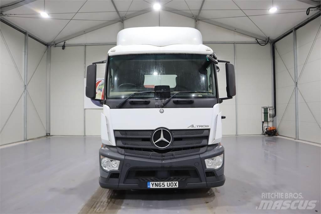 Mercedes-Benz Actros 2540 Sadulveokid