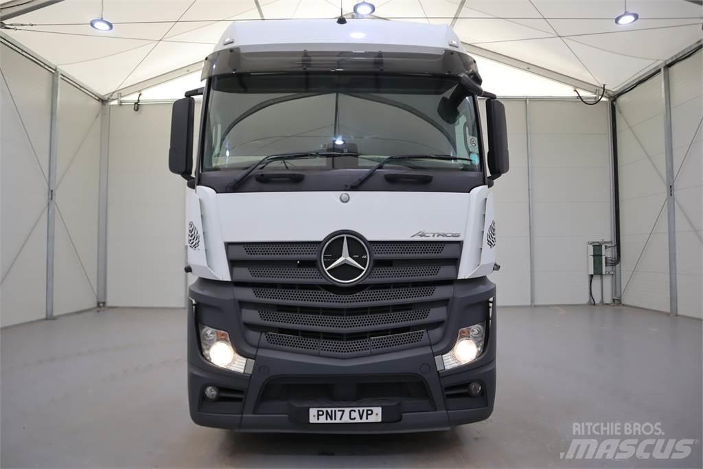 Mercedes-Benz ACTROS 2542 Sadulveokid