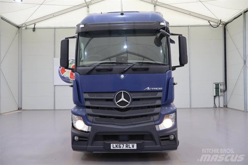 Mercedes-Benz Actros 2543 Sadulveokid