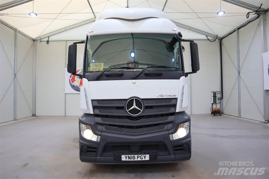 Mercedes-Benz Actros 2543 Sadulveokid