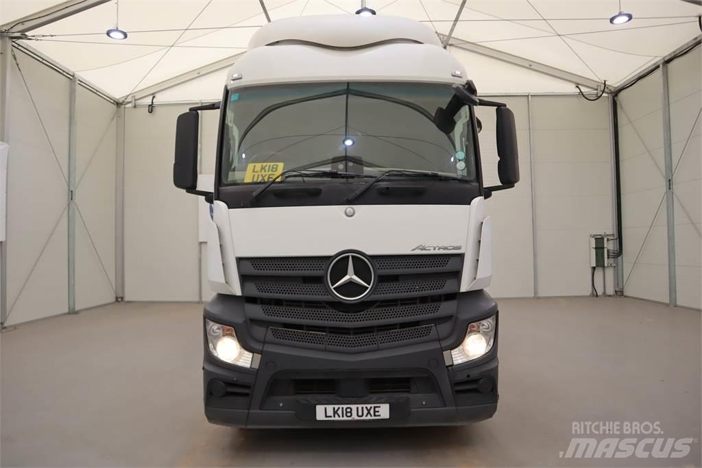 Mercedes-Benz Actros 2543 Sadulveokid