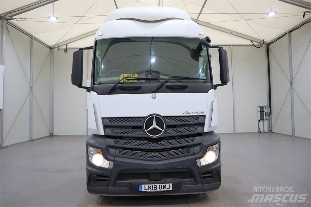 Mercedes-Benz Actros 2543 Sadulveokid
