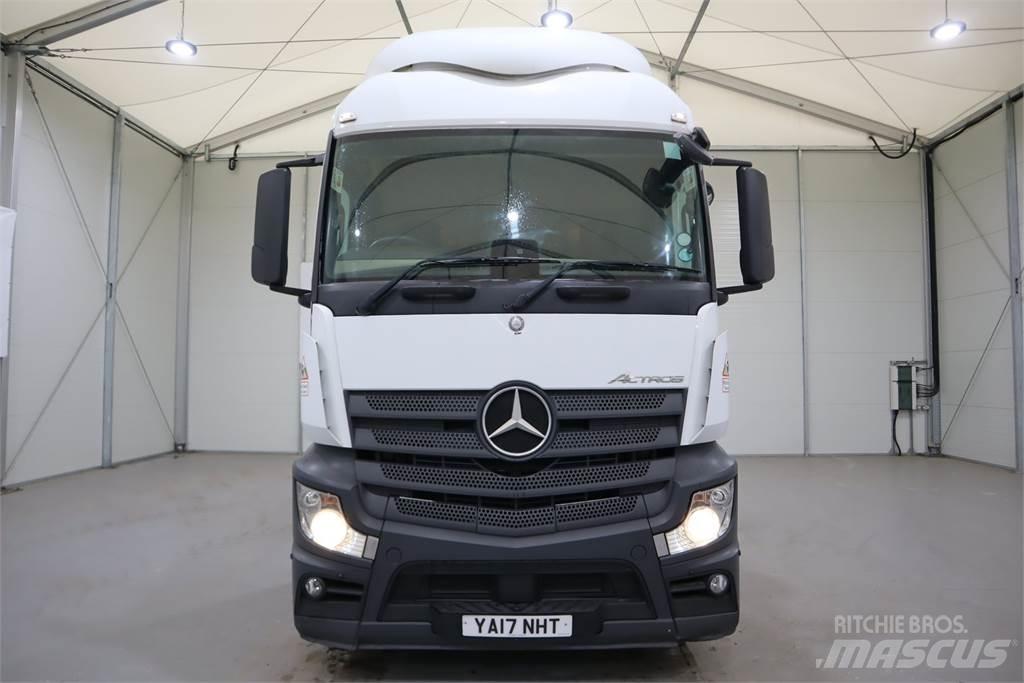 Mercedes-Benz Actros 2543 Sadulveokid