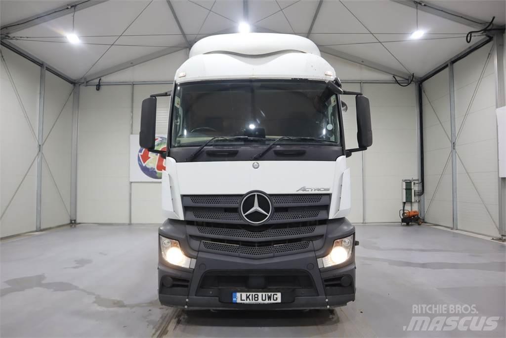 Mercedes-Benz Actros 2543 Sadulveokid