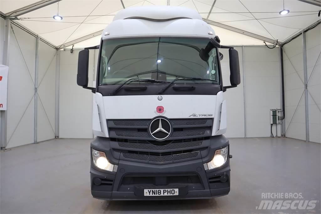 Mercedes-Benz Actros 2543 Sadulveokid