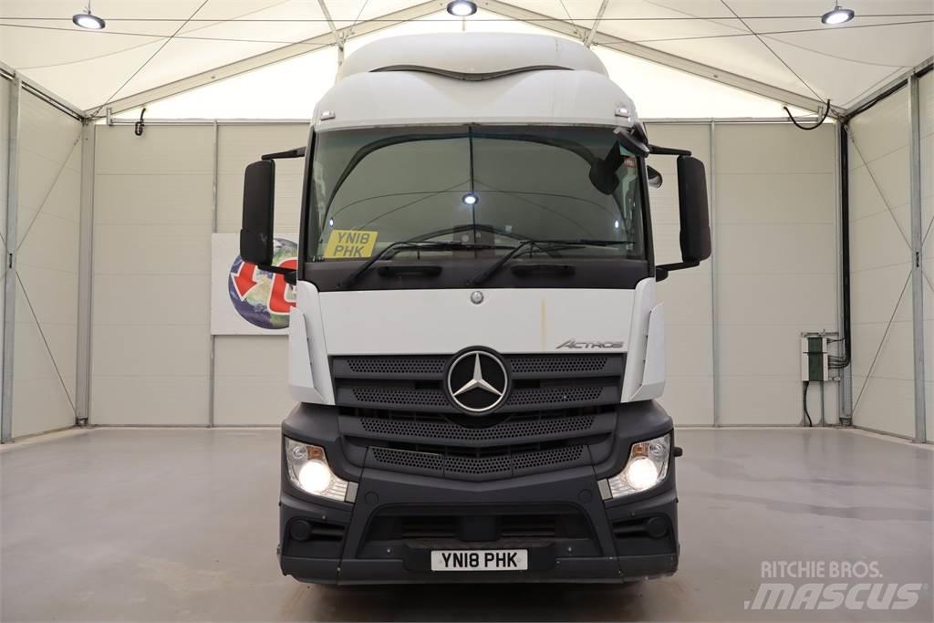 Mercedes-Benz Actros 2543 Sadulveokid