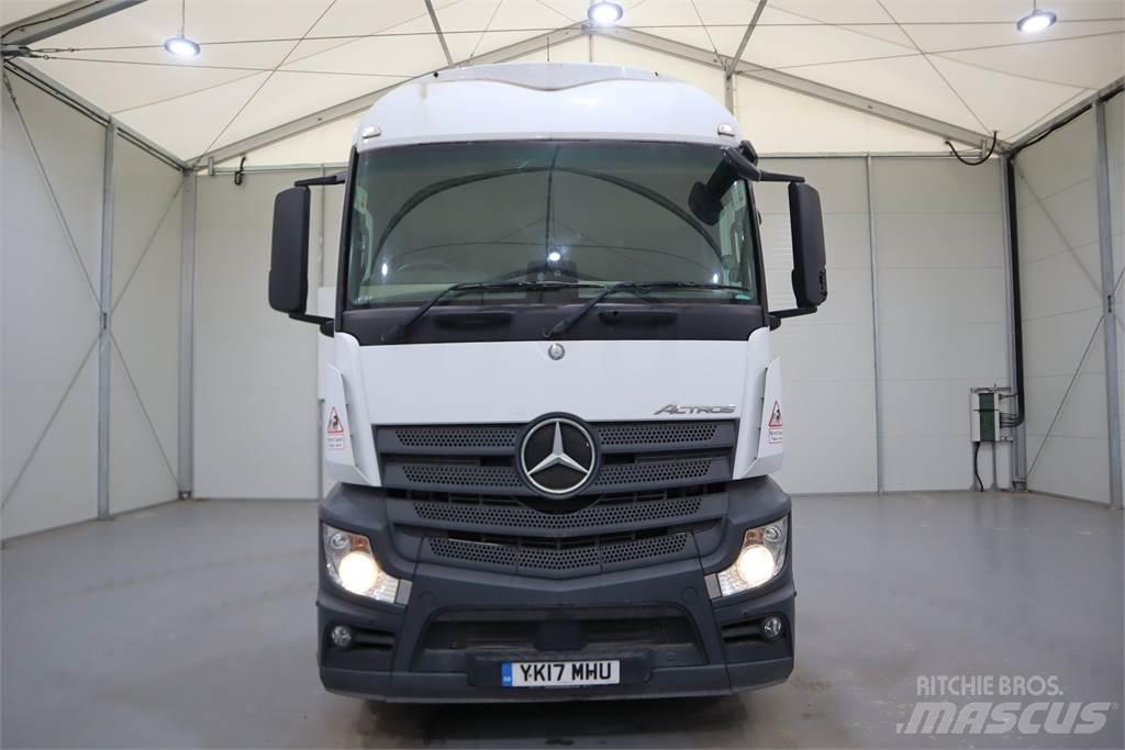 Mercedes-Benz Actros 2543 Sadulveokid