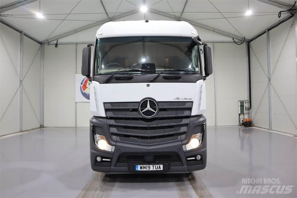 Mercedes-Benz Actros 2543 Sadulveokid