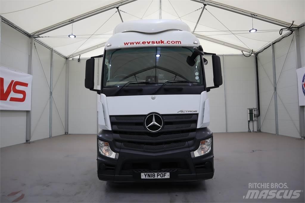Mercedes-Benz Actros 2543 Sadulveokid