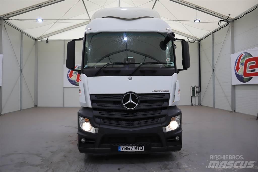 Mercedes-Benz ACTROS 2543 Sadulveokid