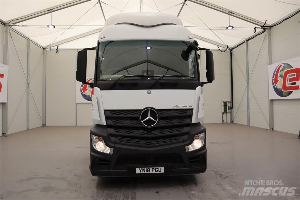 Mercedes-Benz Actros 2543 Sadulveokid