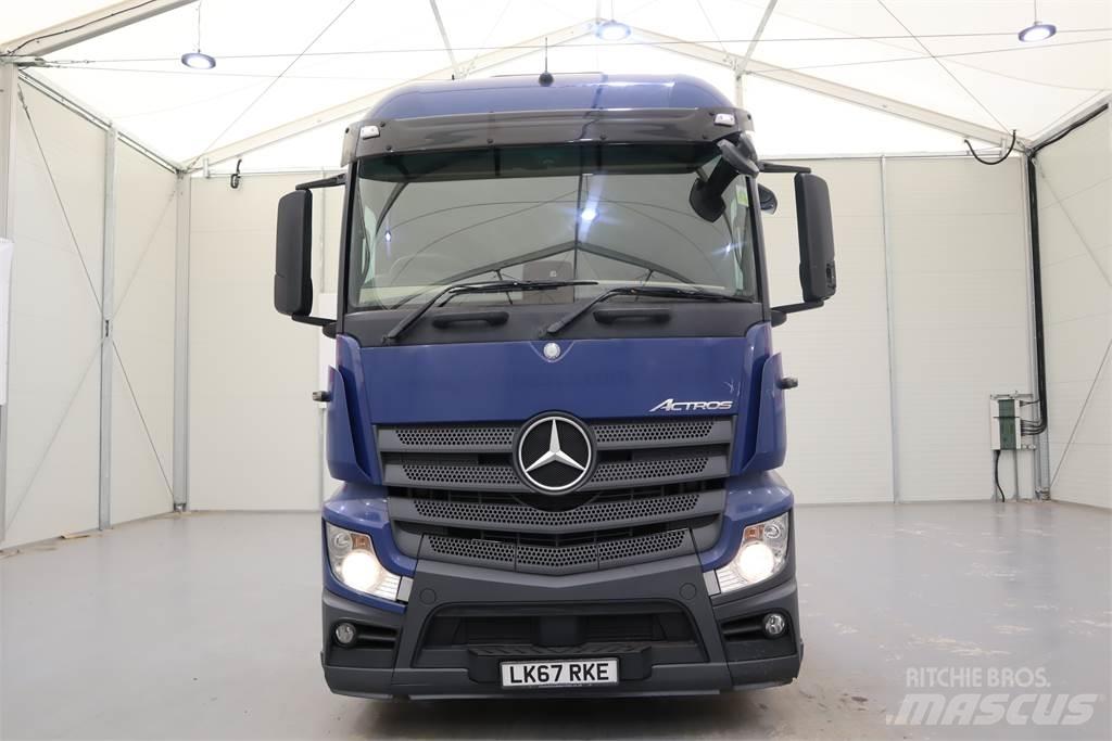 Mercedes-Benz Actros 2543 Sadulveokid