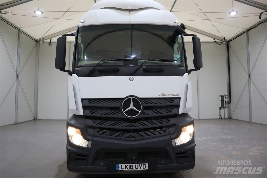 Mercedes-Benz ACTROS 2543 Sadulveokid