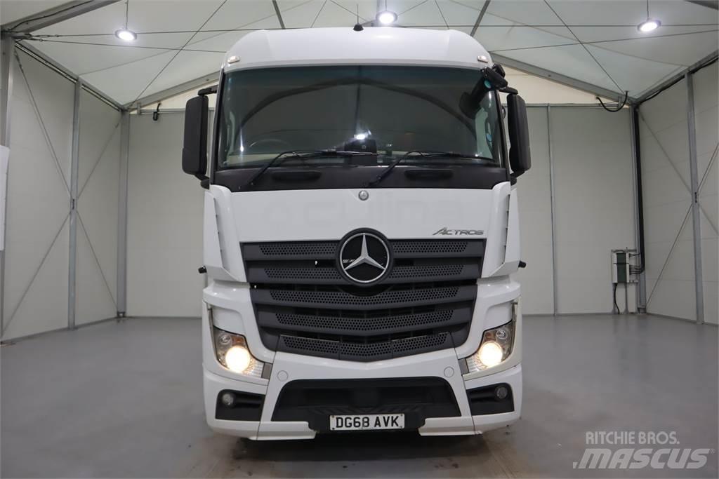 Mercedes-Benz ACTROS 2545 Sadulveokid