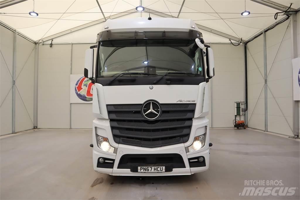 Mercedes-Benz Actros 2545 Sadulveokid
