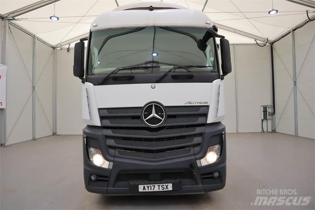 Mercedes-Benz Actros 2545 Sadulveokid