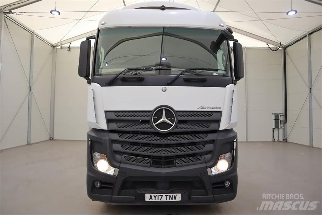 Mercedes-Benz Actros 2545 Sadulveokid