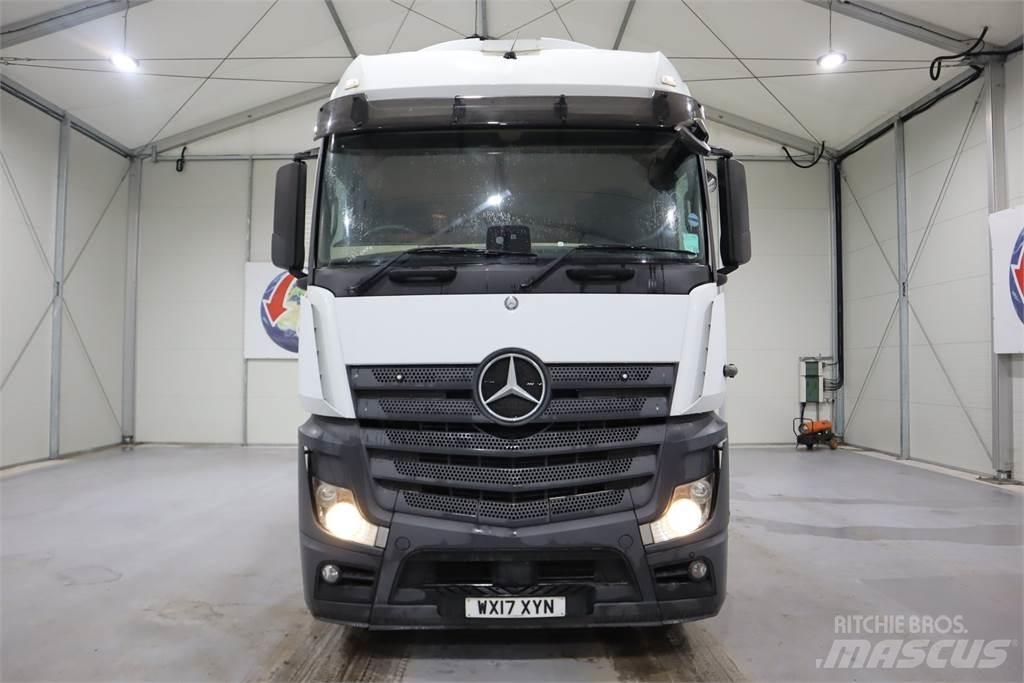 Mercedes-Benz Actros 2545 Sadulveokid