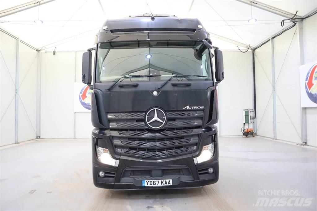 Mercedes-Benz Actros 2545 Sadulveokid
