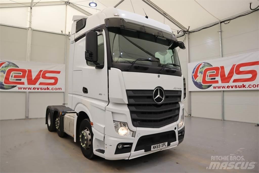 Mercedes-Benz Actros 2545 Sadulveokid