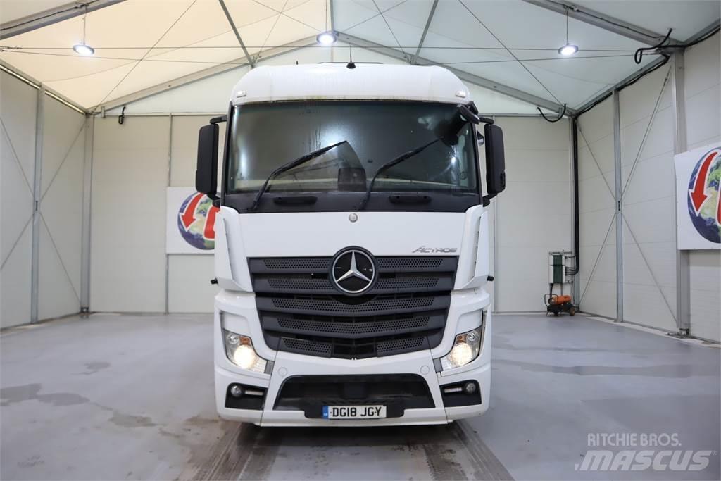 Mercedes-Benz Actros 2545 Sadulveokid
