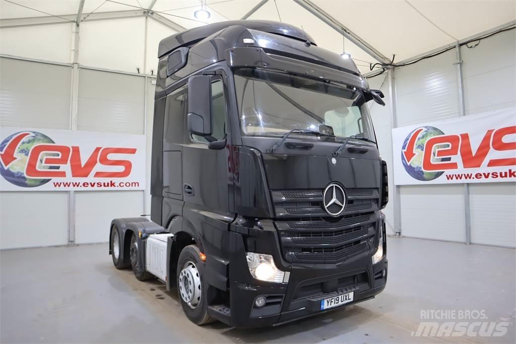 Mercedes-Benz Actros 2545 Sadulveokid