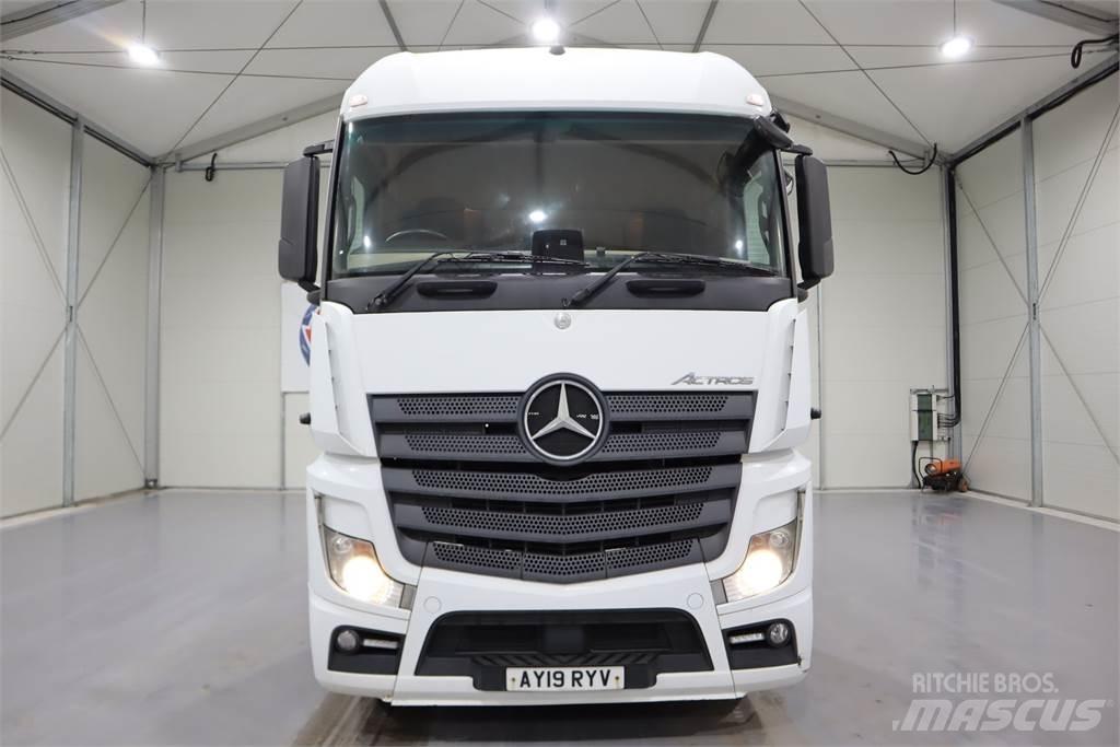 Mercedes-Benz Actros 2545 Sadulveokid