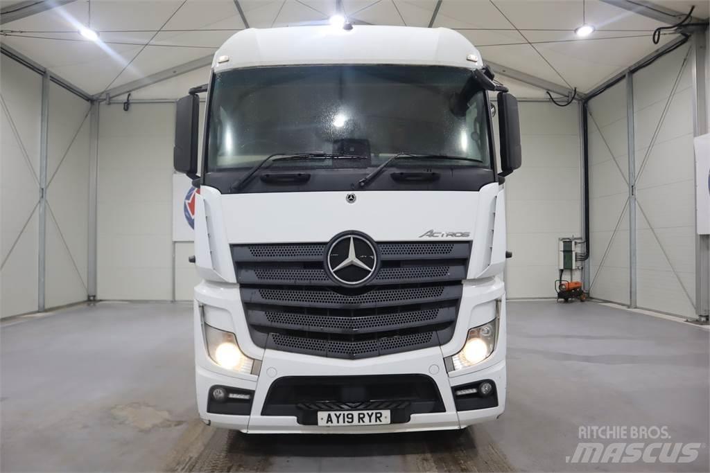 Mercedes-Benz Actros 2545 Sadulveokid