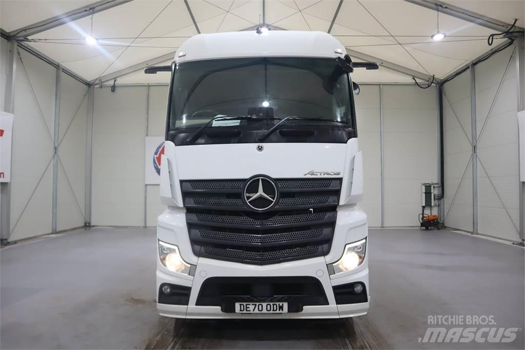 Mercedes-Benz Actros 2545 Sadulveokid