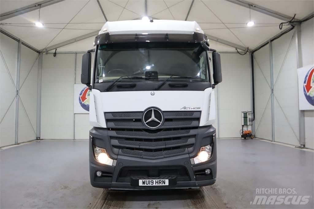 Mercedes-Benz Actros 2545 Sadulveokid