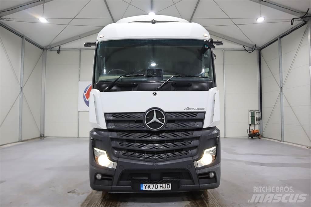 Mercedes-Benz Actros 2545 Sadulveokid