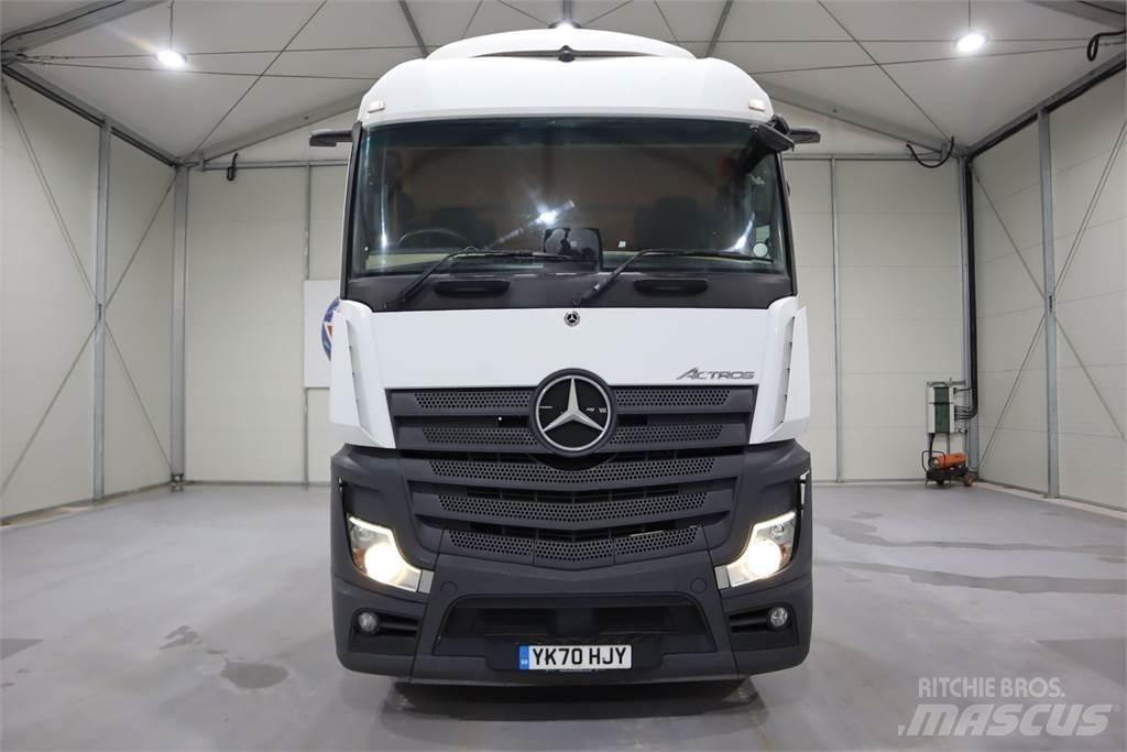 Mercedes-Benz Actros 2545 Sadulveokid