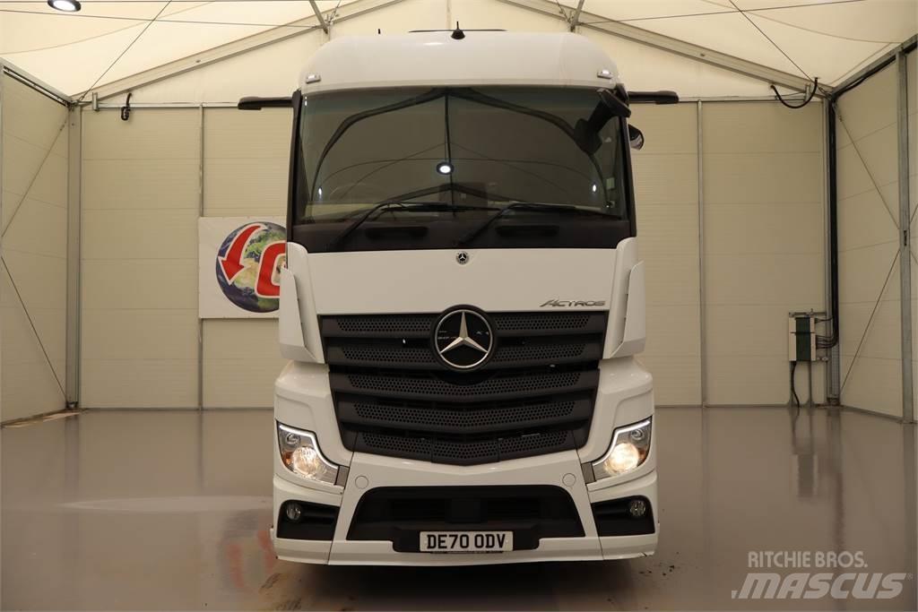 Mercedes-Benz Actros 2545 Sadulveokid
