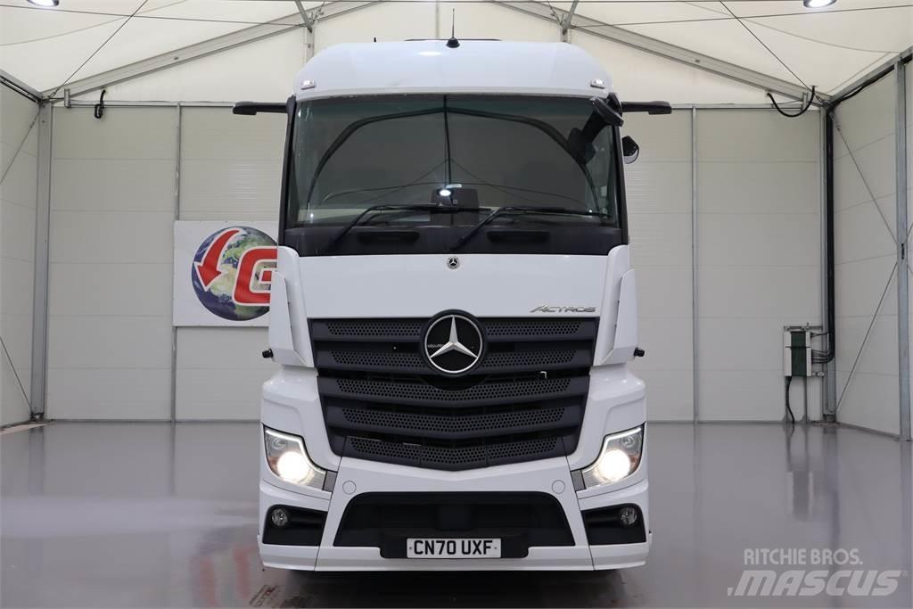 Mercedes-Benz Actros 2545 Sadulveokid