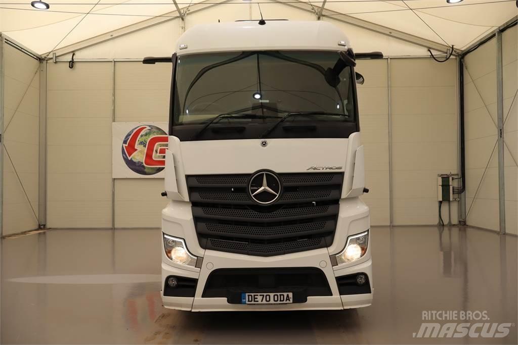 Mercedes-Benz Actros 2545 Sadulveokid