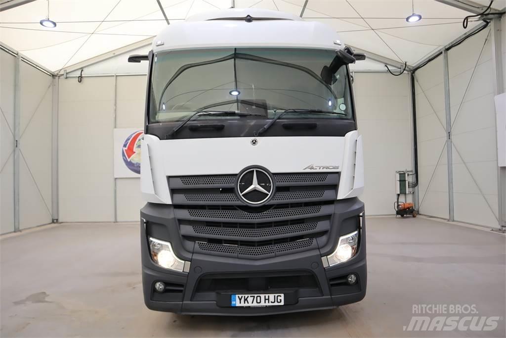 Mercedes-Benz Actros 2545 Sadulveokid