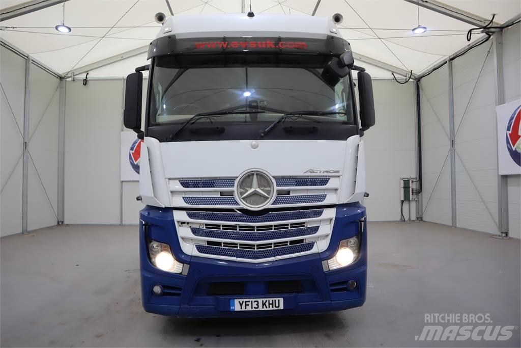 Mercedes-Benz Actros 2545 Sadulveokid