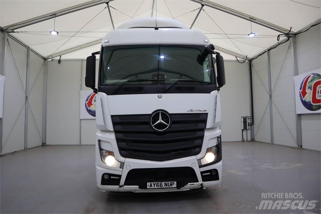 Mercedes-Benz ACTROS 2545 Sadulveokid