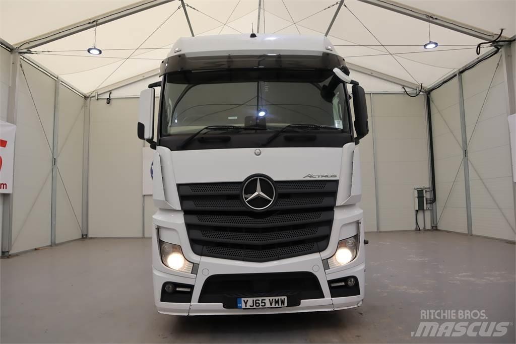 Mercedes-Benz ACTROS 2545 Sadulveokid