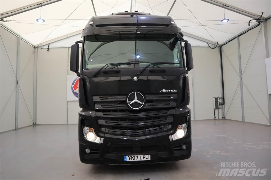Mercedes-Benz ACTROS 2545 Sadulveokid