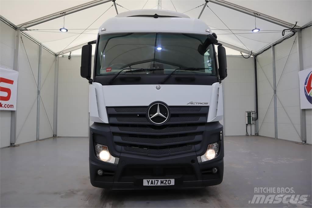 Mercedes-Benz ACTROS 2545 Sadulveokid
