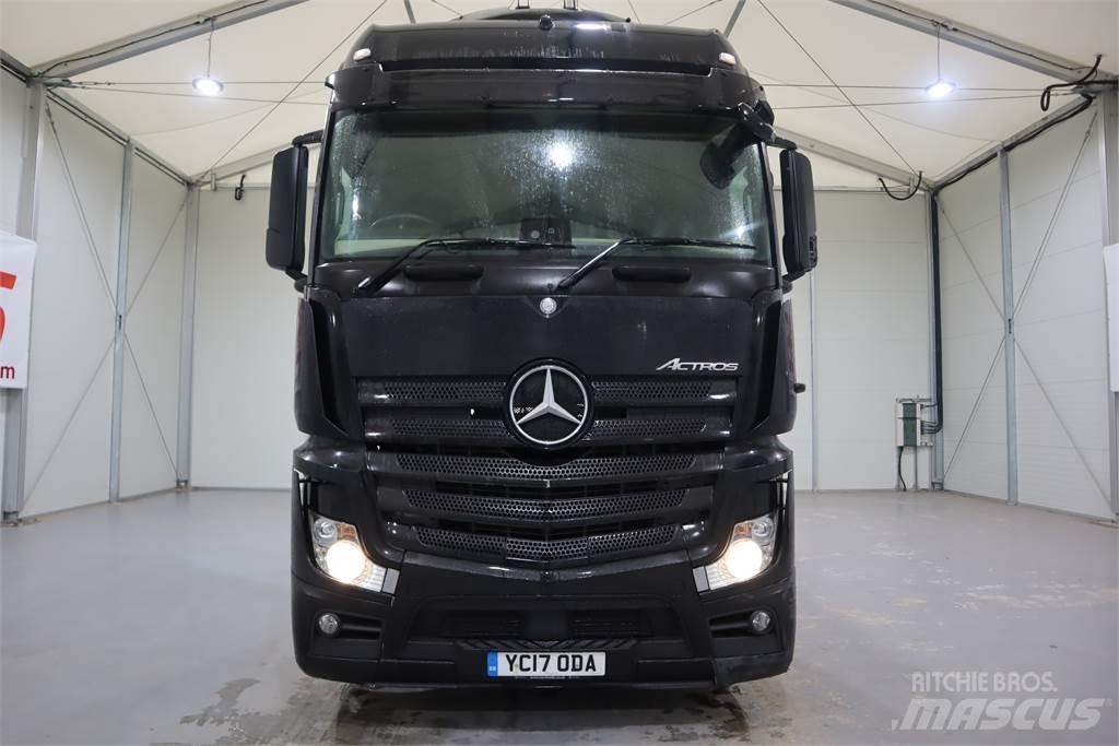 Mercedes-Benz ACTROS 2545 Sadulveokid