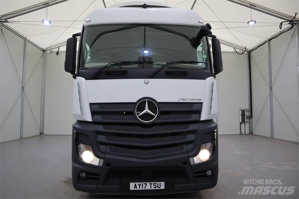 Mercedes-Benz ACTROS 2545 Sadulveokid