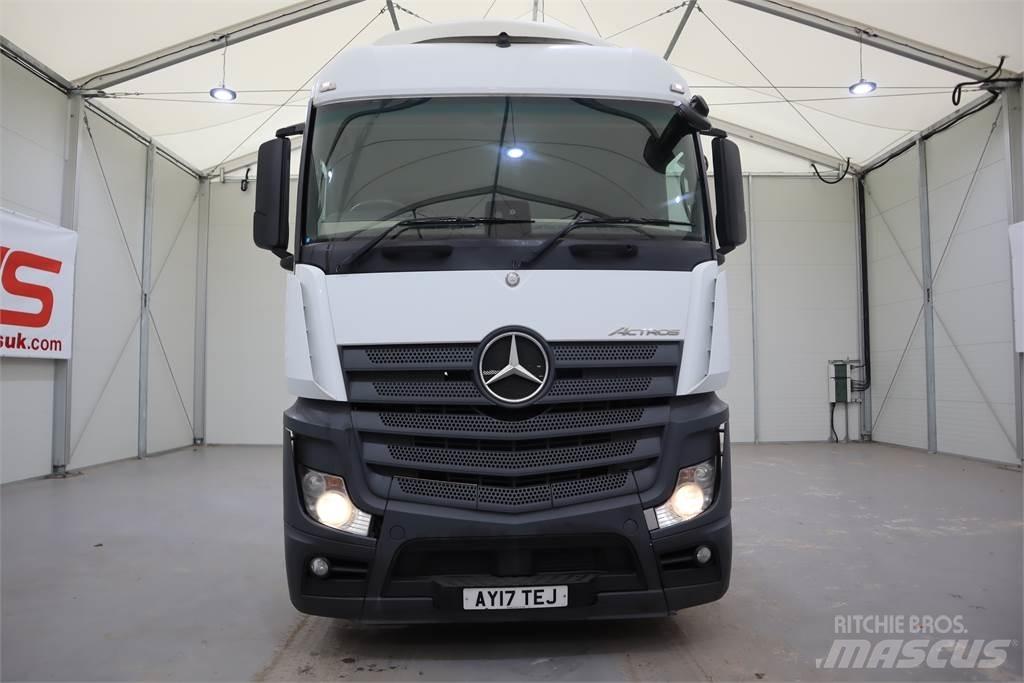 Mercedes-Benz ACTROS 2545 Sadulveokid
