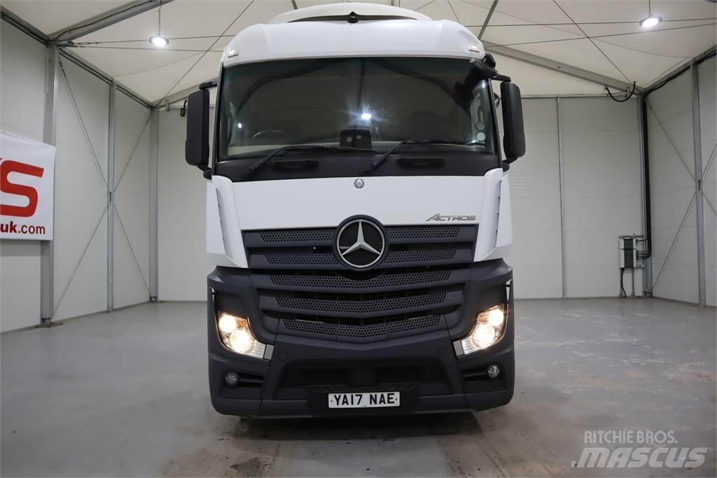 Mercedes-Benz ACTROS 2545 Sadulveokid