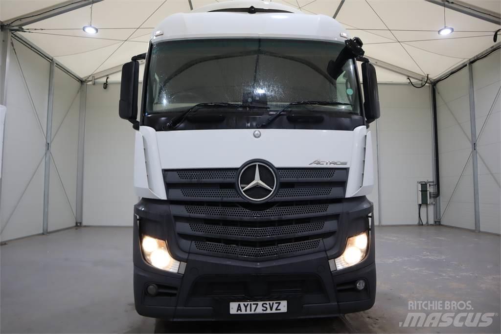 Mercedes-Benz ACTROS 2545 Sadulveokid